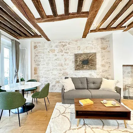 Spacious Family Flat - Le Marais Apartamento París