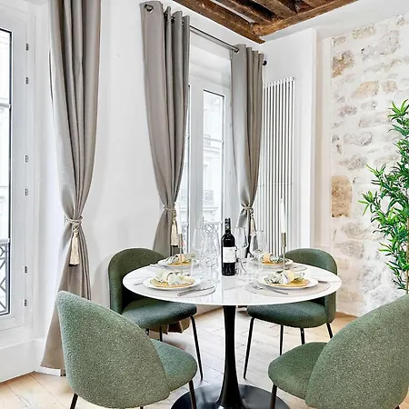 Spacious Family Flat - Le Marais